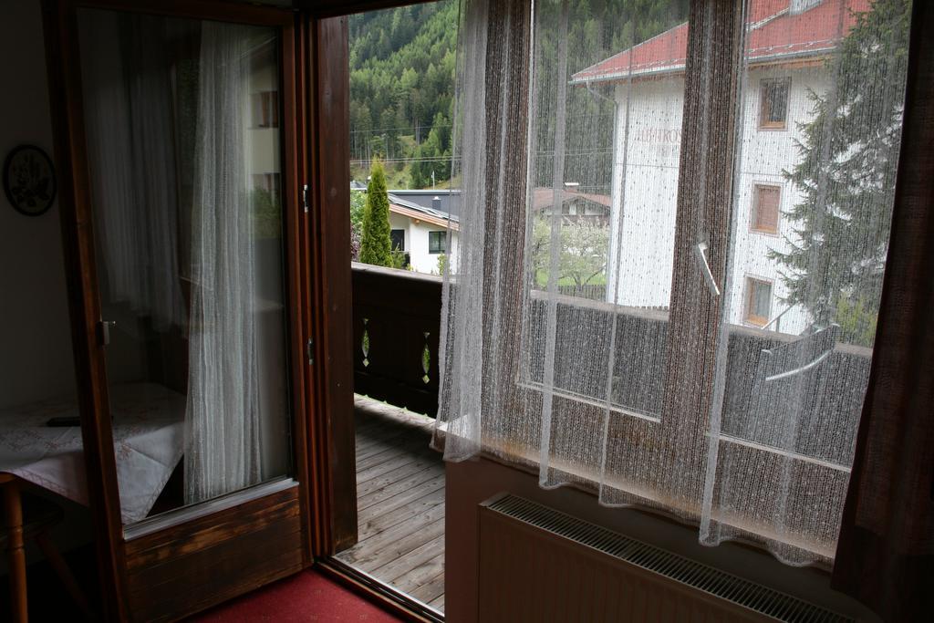 Bed and Breakfast Haus Oberland Sankt Anton am Arlberg Exterior foto